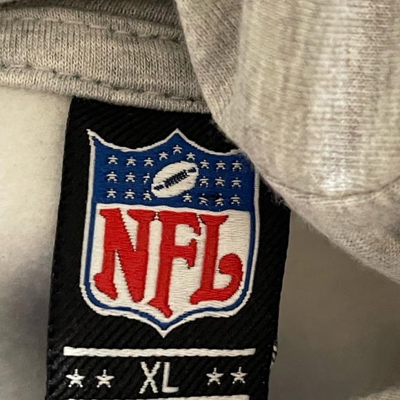 NFL 🏈 Hooded Embroidered Sweatshirt - Picture 4 of 15